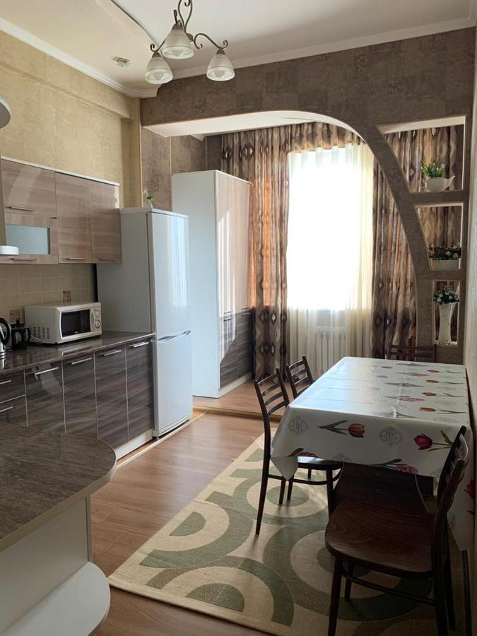 Bishkek, Promenade Appartement Buitenkant foto